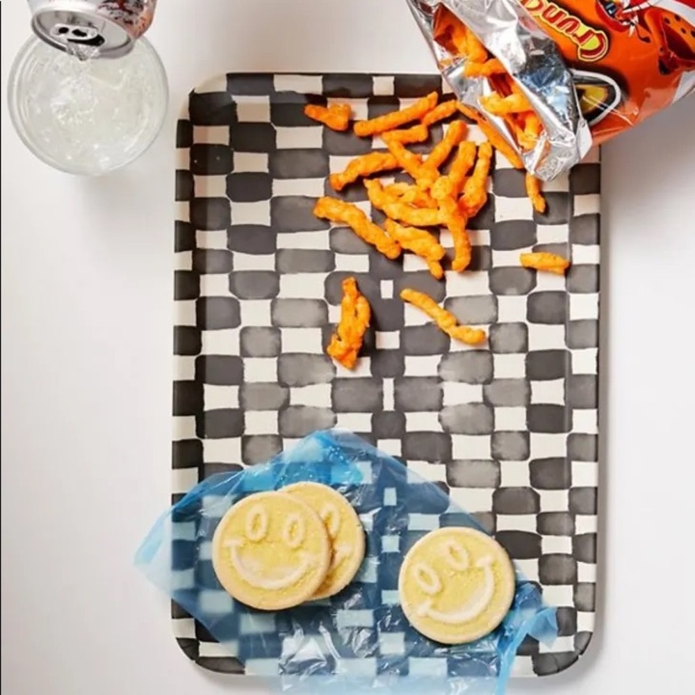 Tray
